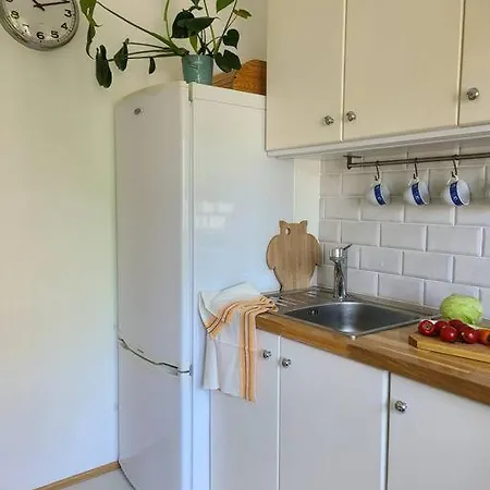 아파트 Zielona Wiolinowa 바르샤바